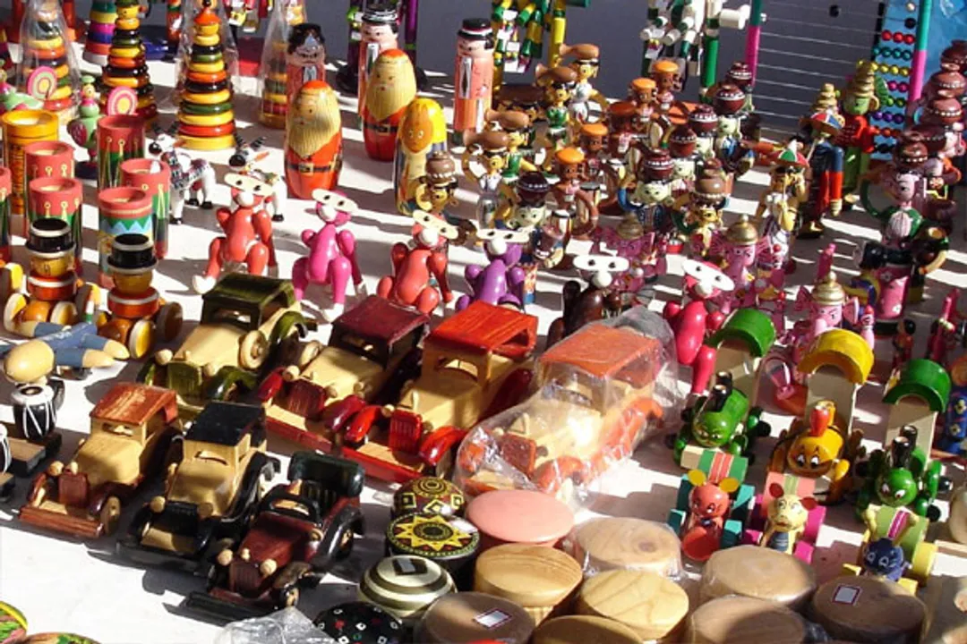  Chinese toys, rakhis may not be sold this festive season