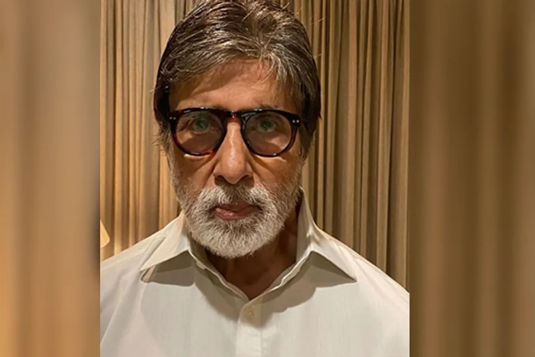  Amitabh Bachchan tests negative for COVID-19, discharged from hospital