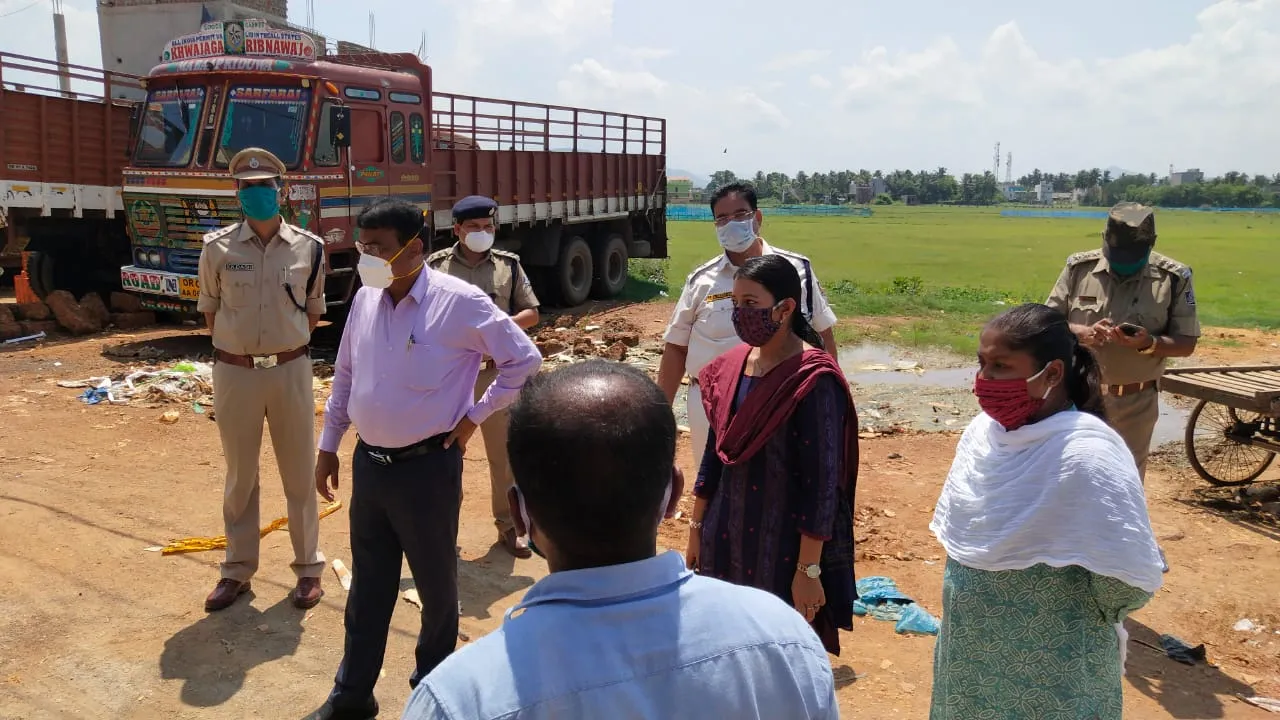  Odisha: Fish market on bank of Chilika lake sealed