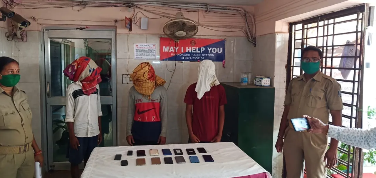  Highway looters’ gang busted in Odisha Capital