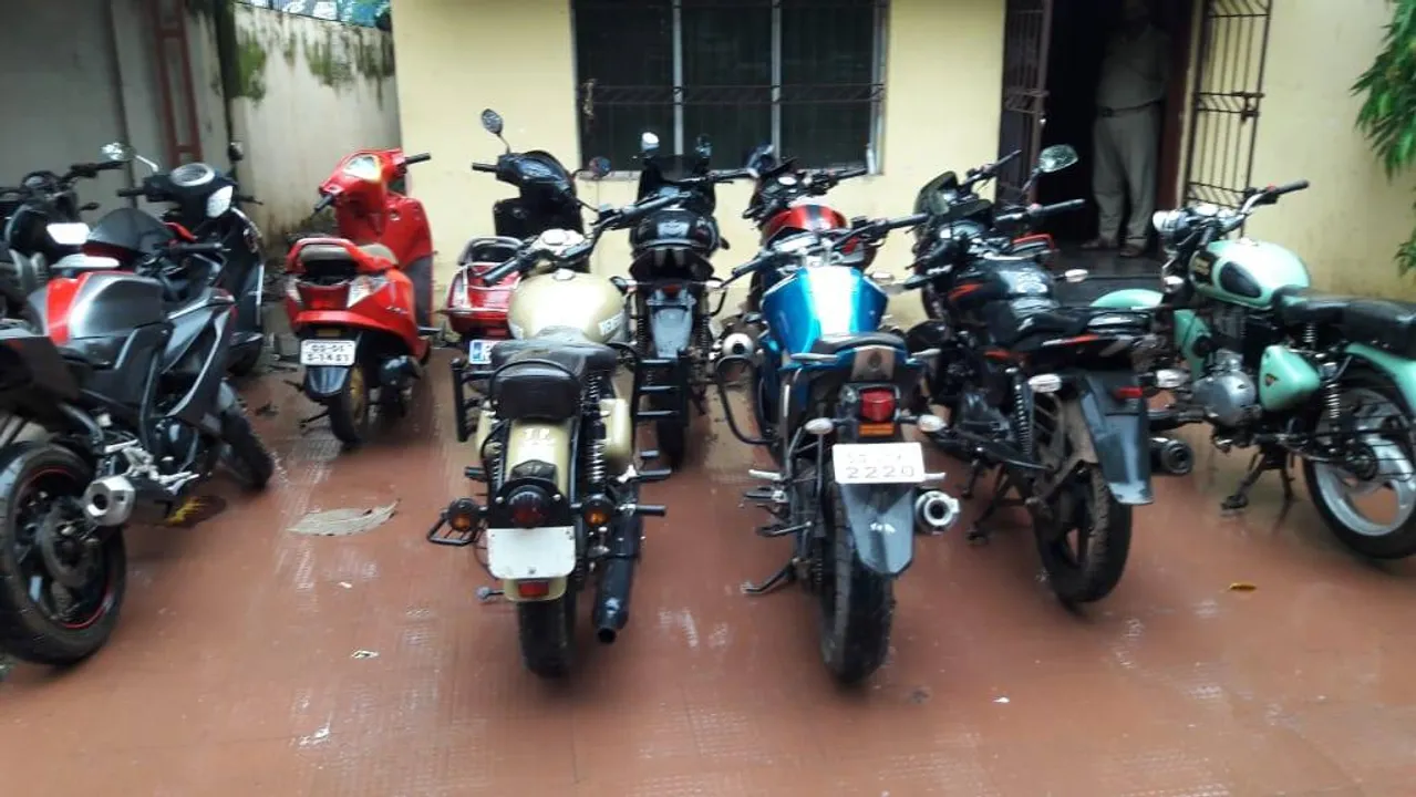  Vehicle lifting gang busted in Odisha capital; diploma student among 4 held