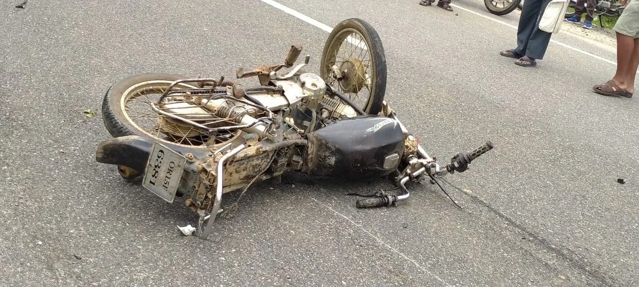  Tragic! Father-son duo killed in road mishap in Odisha