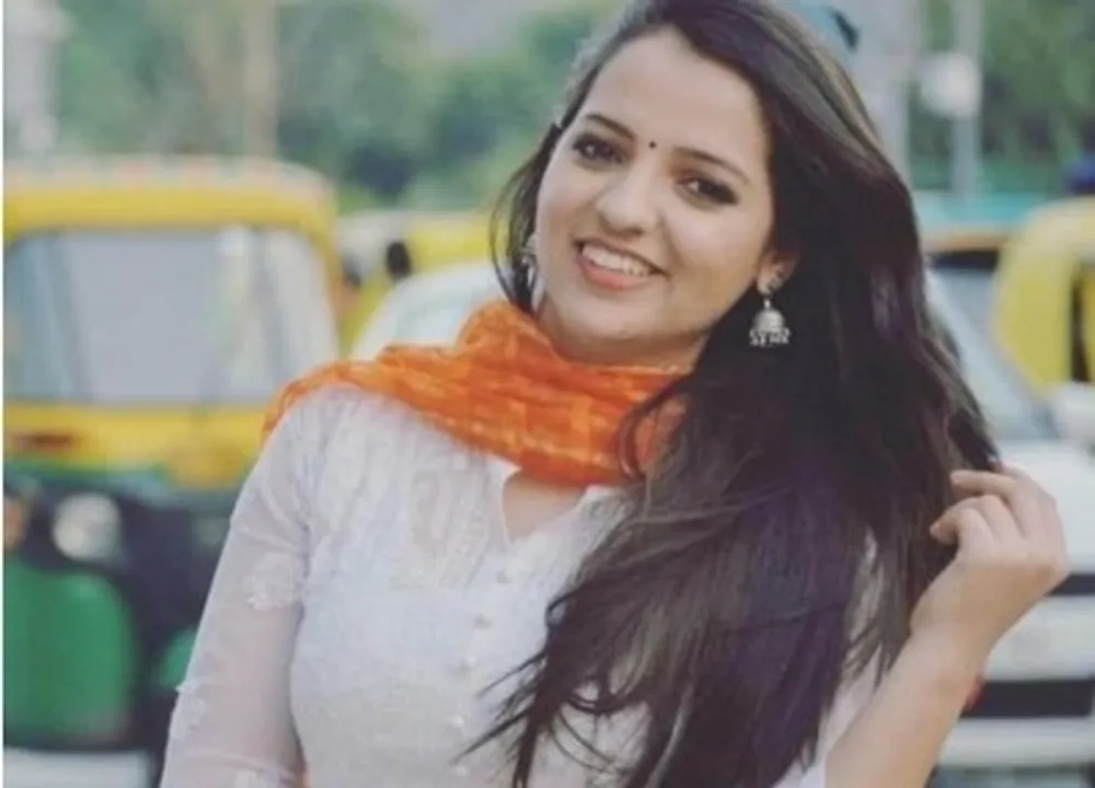  TV anchor found hanging in Delhi