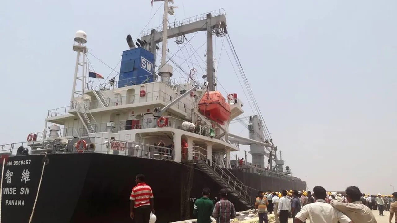  Odisha's Gopalpur port plans LNG terminal, petrochemical industries