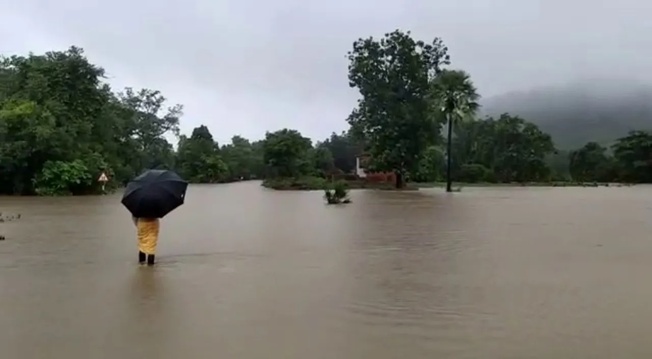  Heavy rainfall disrupts normal life in several parts of Odisha