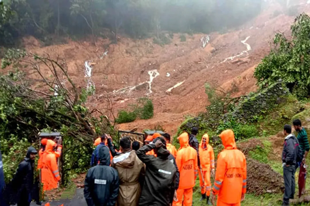  Idukki landslide: 18 dead, search resumes for 50 missing