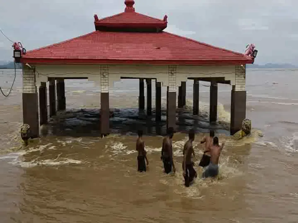  Odisha Govt asks officials to keep close watch on possible flood situation