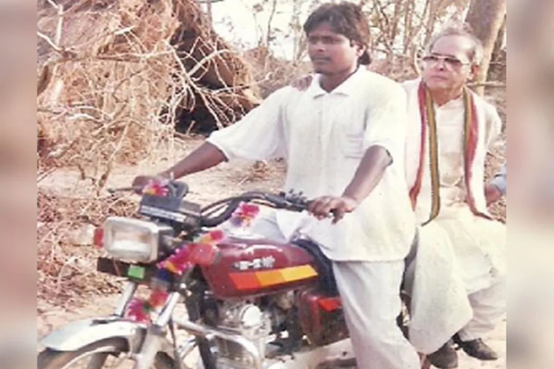  Odisha man reminisces ride with Pranab Mukherjee as pillion