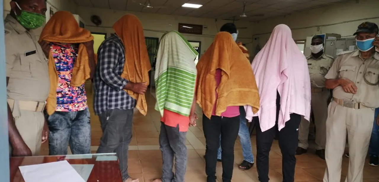  Most-wanted highway looters' gang busted in Odisha capital; 5 held