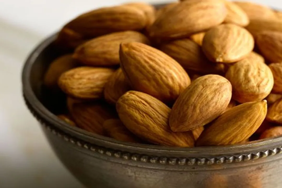  Daily almond intake cost-effective way to prevent cardiovascular disease