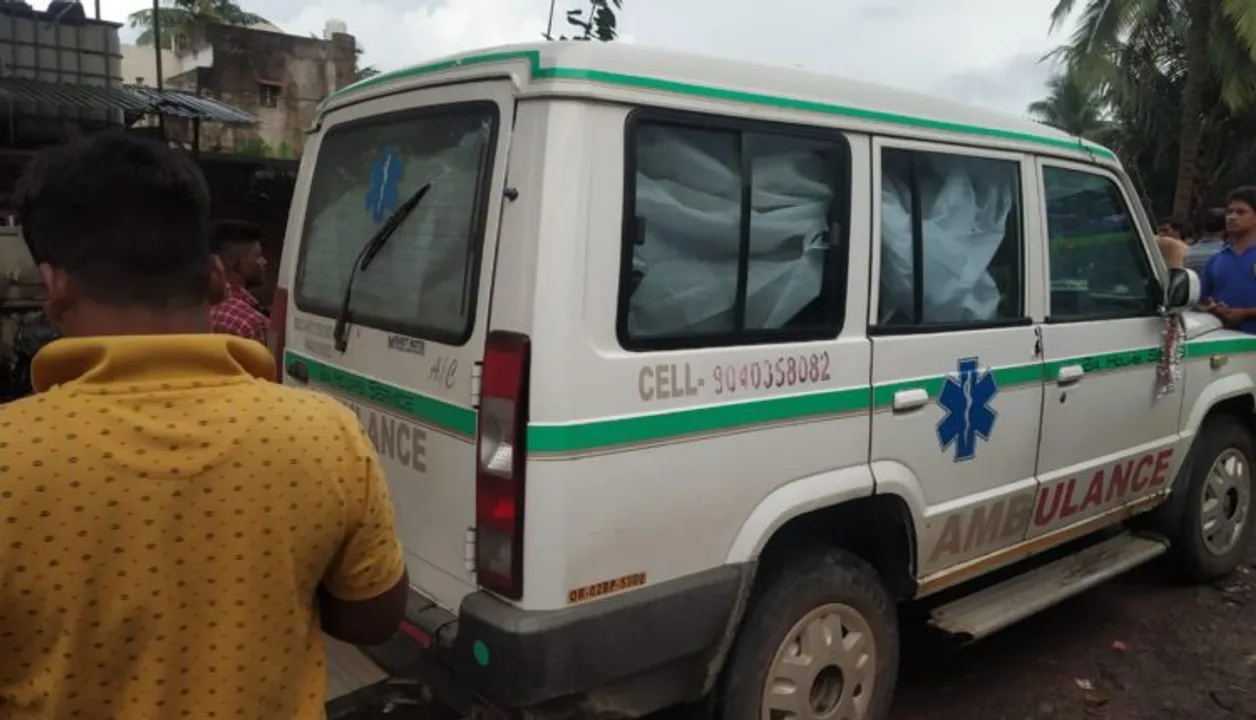  Odisha: Two held for smuggling huge quantity of bhang in ‘ambulance’
