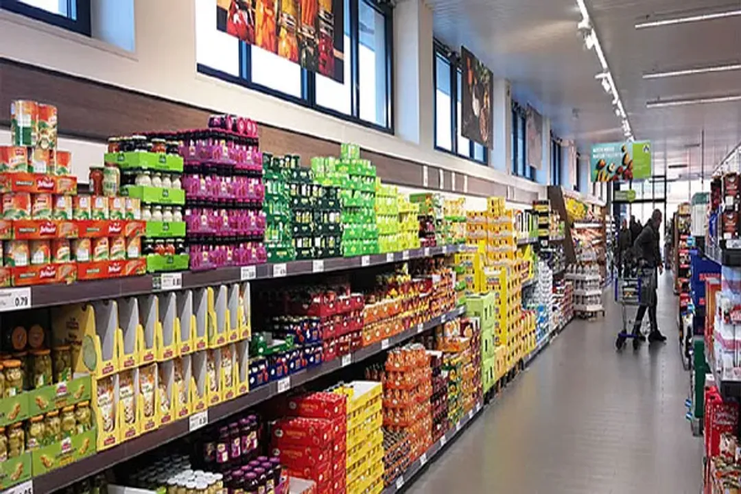  Higher food prices raise India's Sept retail price inflation