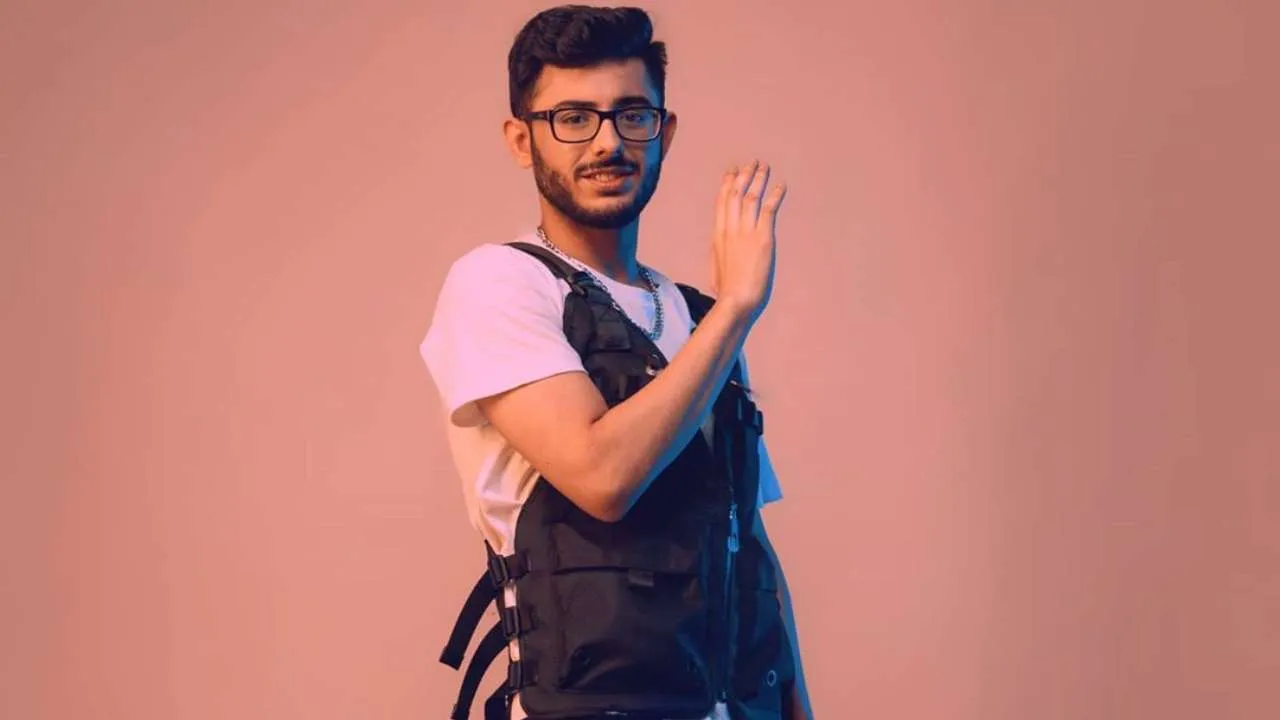  What Made Carry Minati the Perfect Idol for Gen Z
