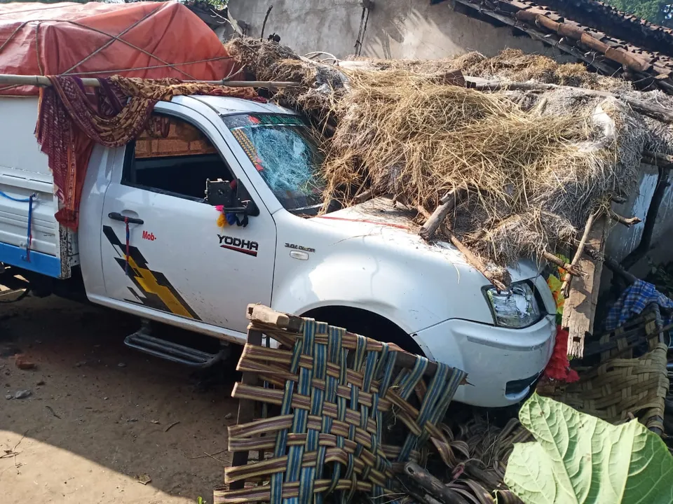  Two kids killed, 4 critical as vehicle rams into house in Odisha village