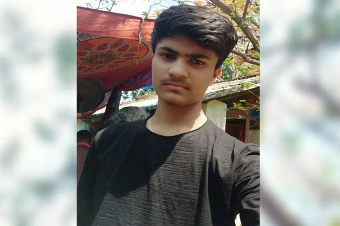  Odisha: Teen boy goes missing in river while feasting with friends