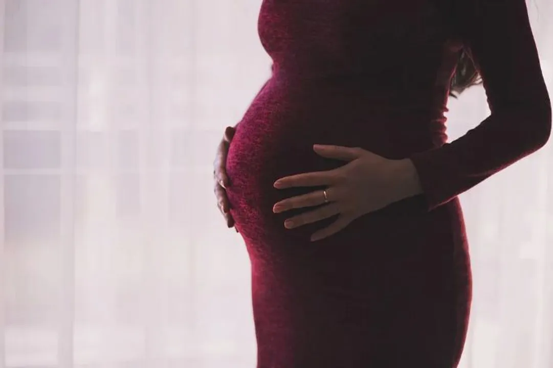  Women in 3rd trimester unlikely to pass Covid infection to newborns