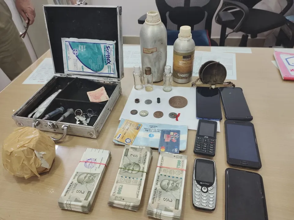  Gang defrauding with ‘Hanuman Coins’ busted in Odisha; 7 held