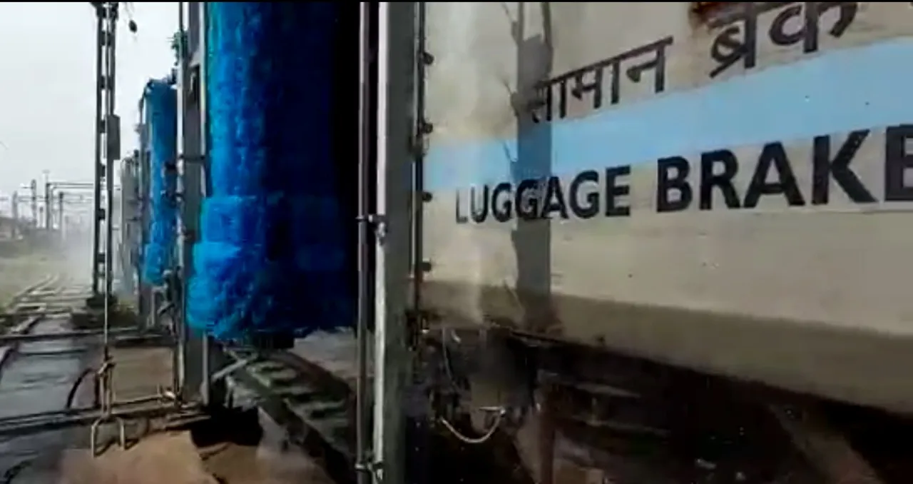  Odisha: ECoR commissions automatic coach washing plant at Puri