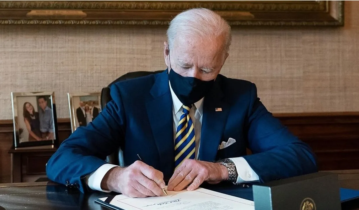  Huge relief for spouses of H1B VISA holders, Biden cancels Trump plan to kill H4 work permits