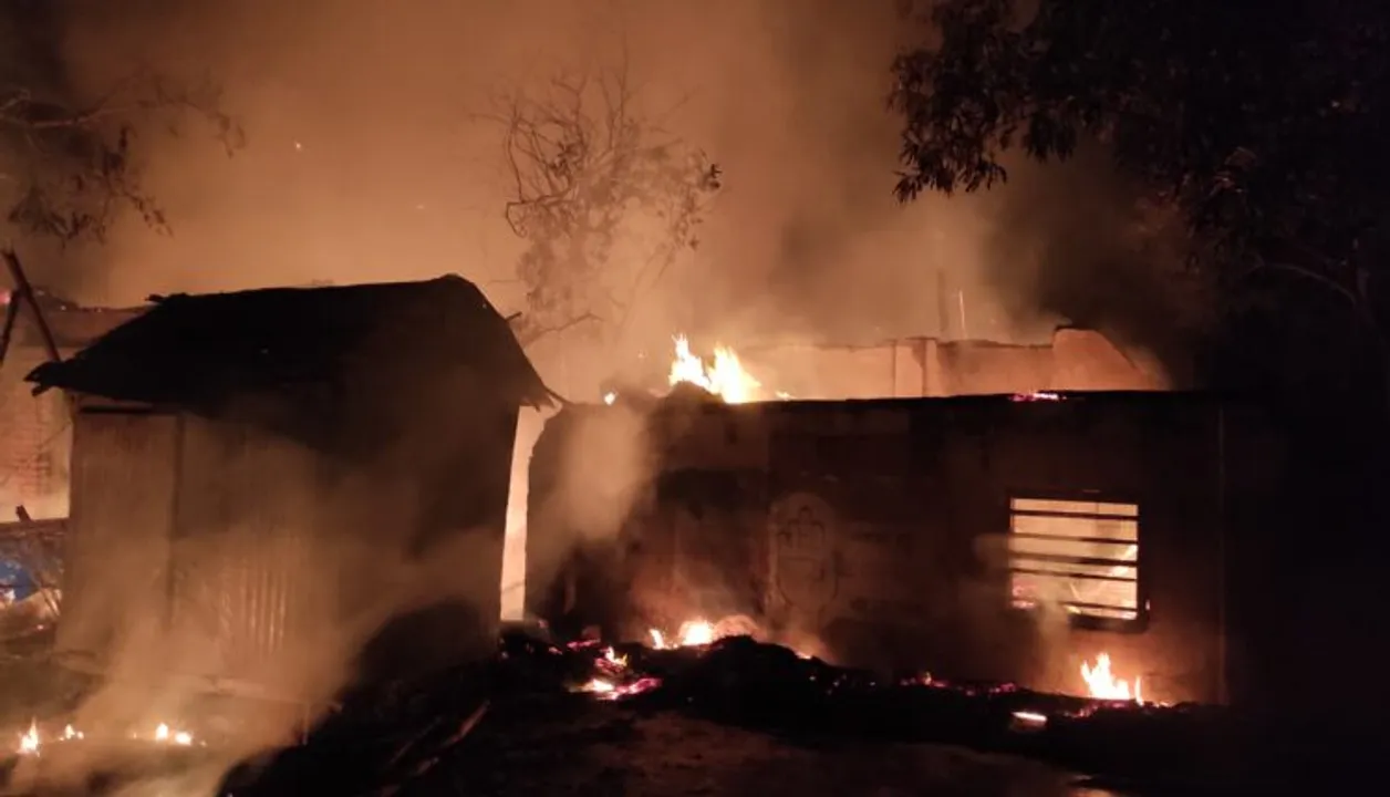  Property worth over Rs 30 lakh gutted as fire breaks out in 3 godowns in Bhadrak