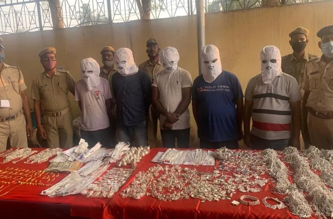  Huge cache of stolen silver articles seized in Odisha’s Cuttack; five held