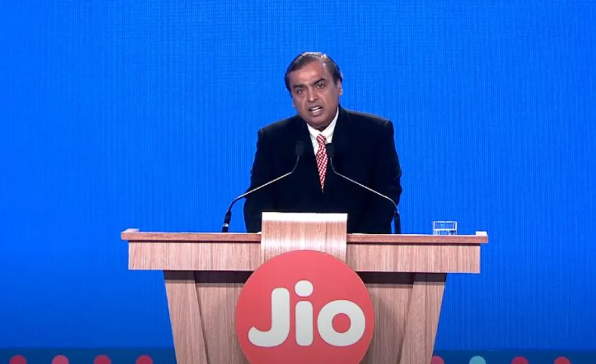  Mukesh Ambani made Rs 90 crore per hour during pandemic: Oxfam