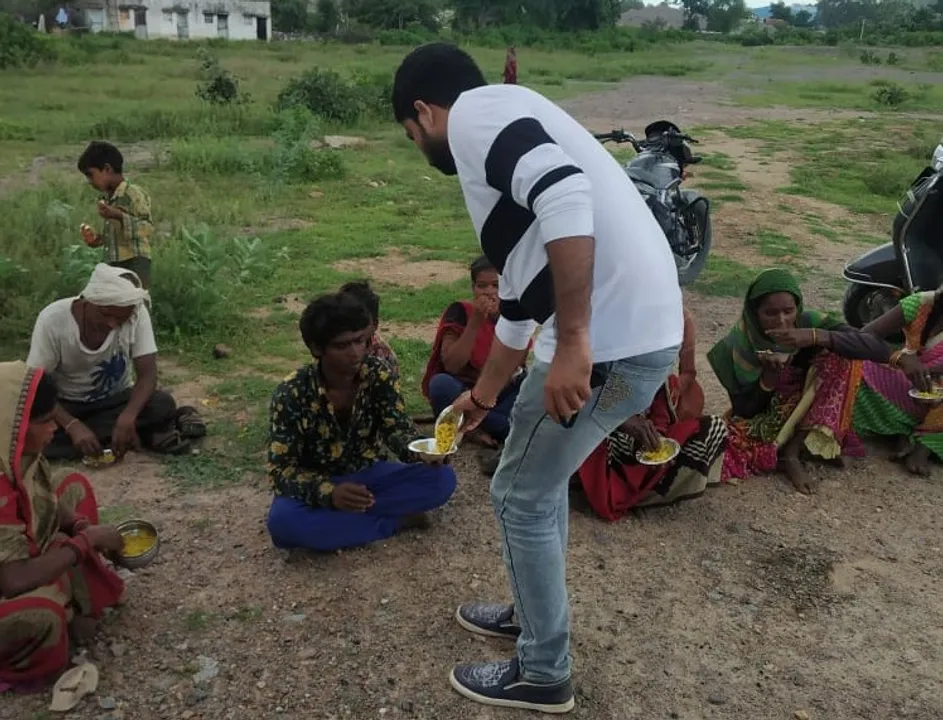  Food and clothes distribution to homeless at roadside banned in Bhubaneswar