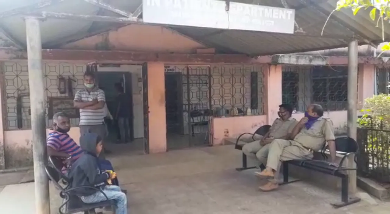  Failure in love, youth attempts self immolation in front of PS in Odisha