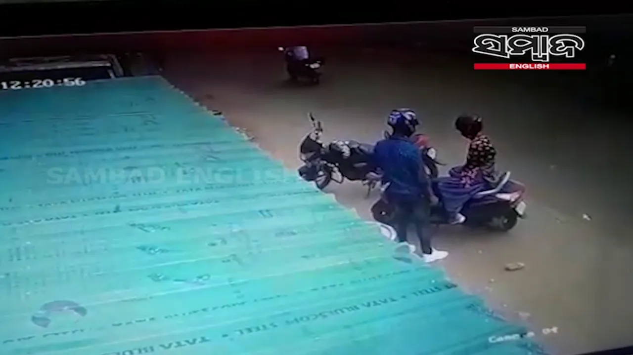  [Watch] Another CCTV footage of Jharaphula, alleged lover having lunch in Dhaba surfaces