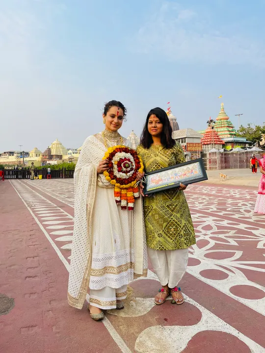  Bollywood actress Kangana Ranaut visits Puri Srimandir