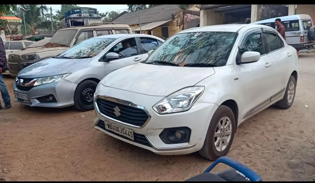  Tourists detained in Odisha for overtaking Minister's car