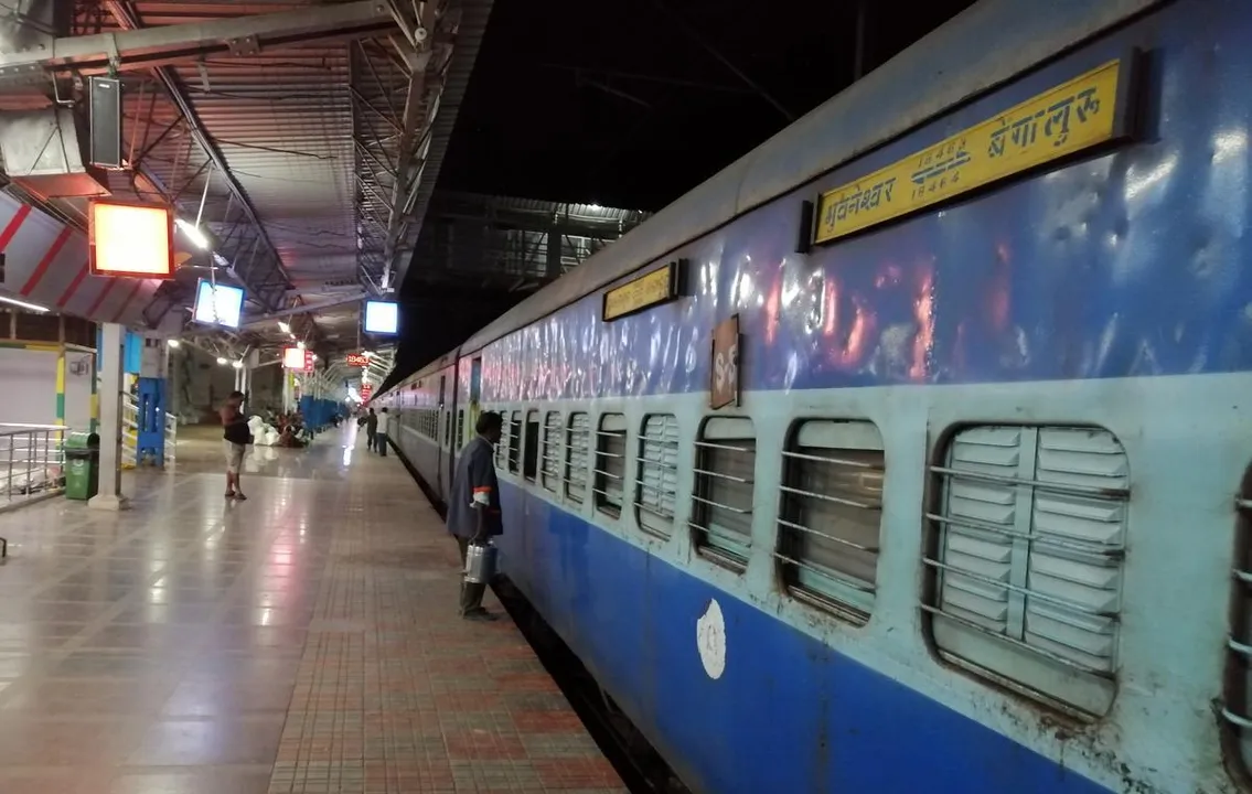  Bhubaneswar-Bangalore Prashanti Express to be cancelled partially