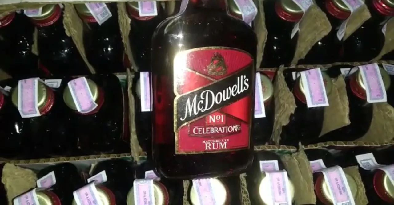  Spurious liquor manufacturing unit busted in Berhampur; 5 held