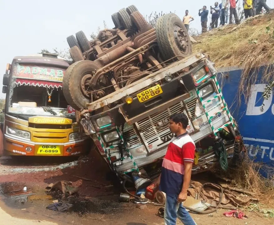  Alert bus driver saves lives of over 50 passengers in Odisha