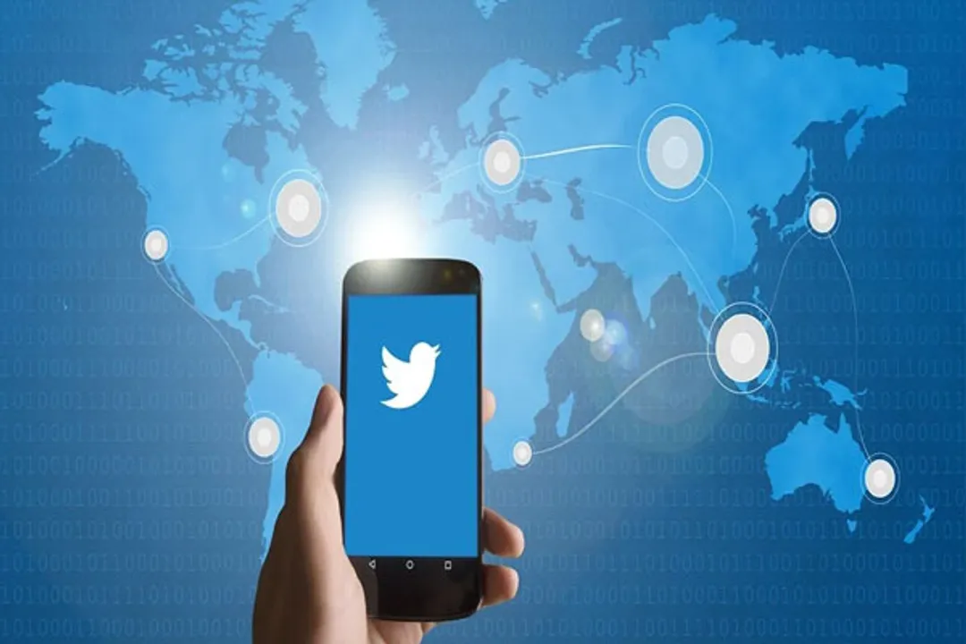  Twitter exploring Facebook-style emoji reactions