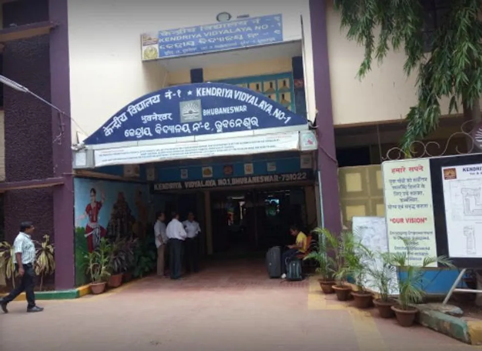  Bhubaneswar: 4 school students including one of KV test COVID +ve