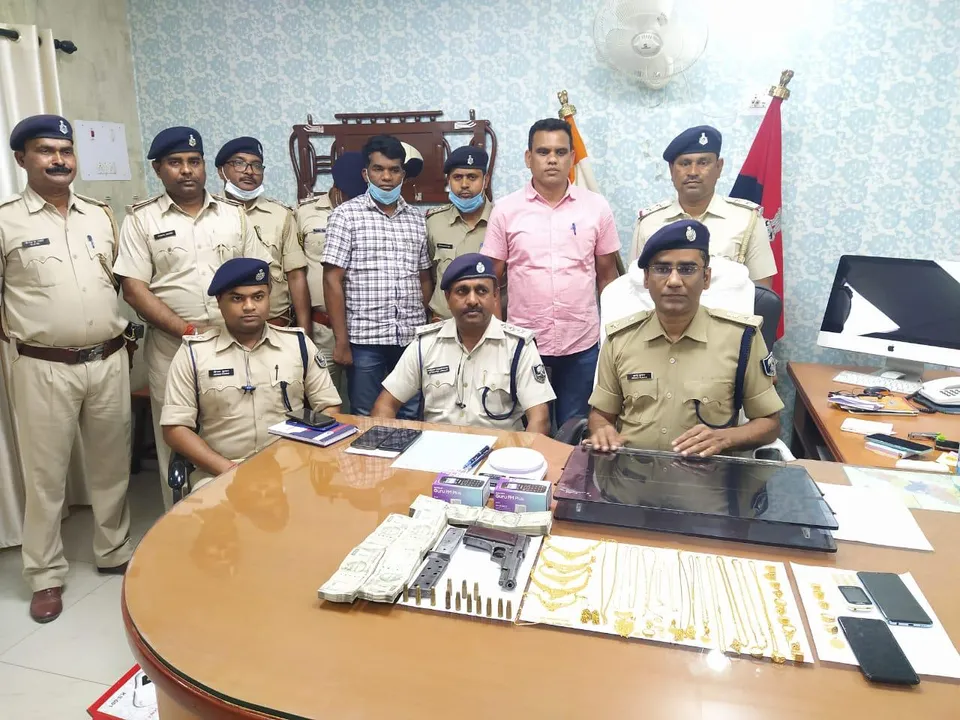  Police crack Sundargarh jewellery shop owner's loot & murder case; 5 held