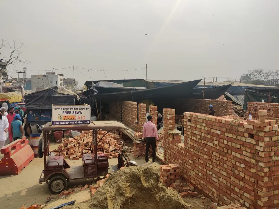  Agitating farmers build pucca houses at Singhu border