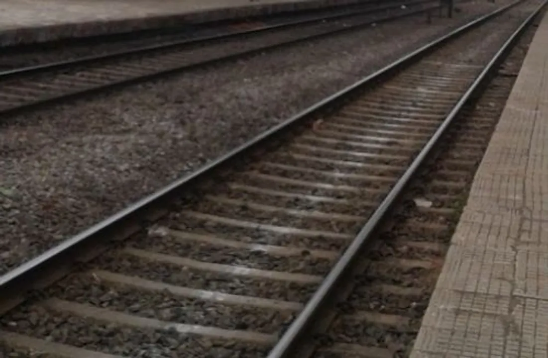  Man found dead with severed head on railway track in Bhubaneswar