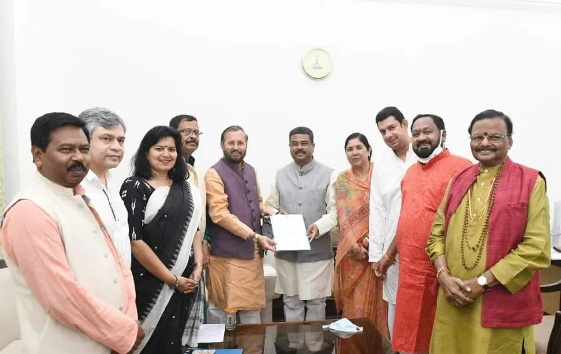  Similipal Fire: Odisha BJP MPs seek Javadekar's intervention