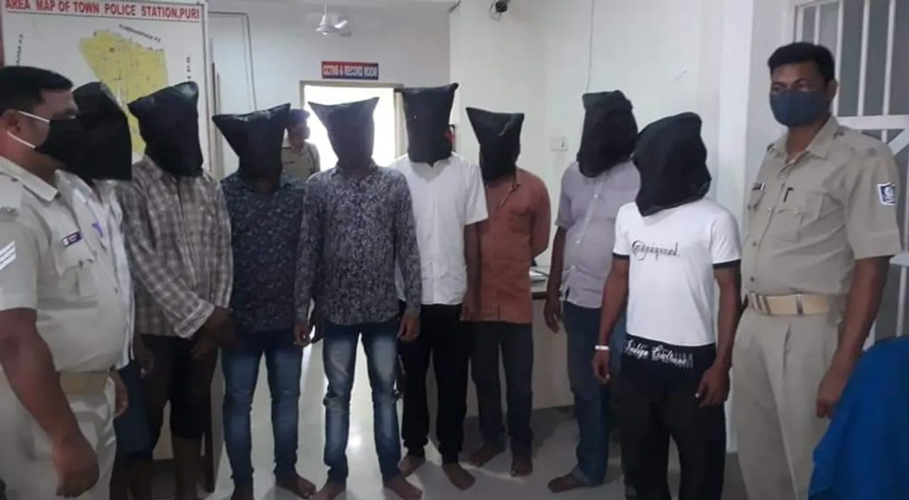  8 arrested from Puri Bada Danda for demanding protection money