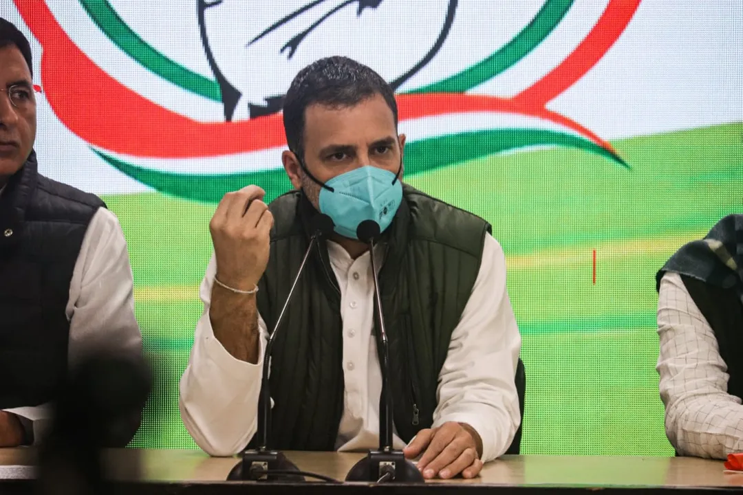  GDP crashing, BJP looting: Rahul Gandhi