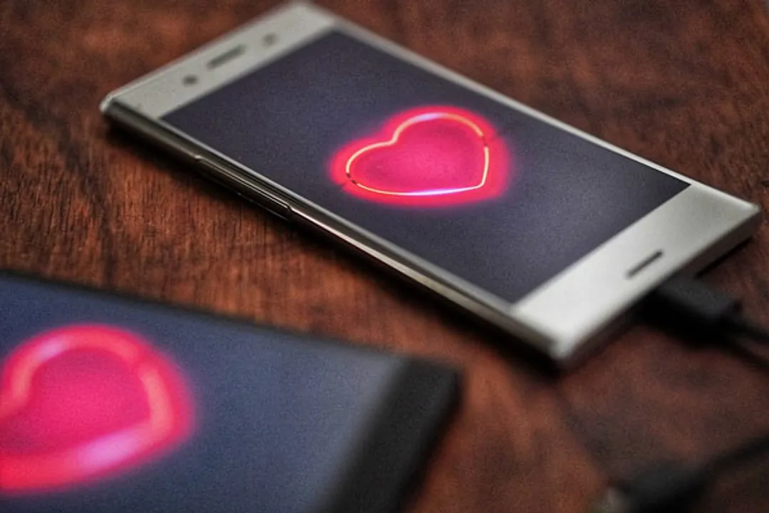  Dating apps add Covid jab criteria to find ideal partner