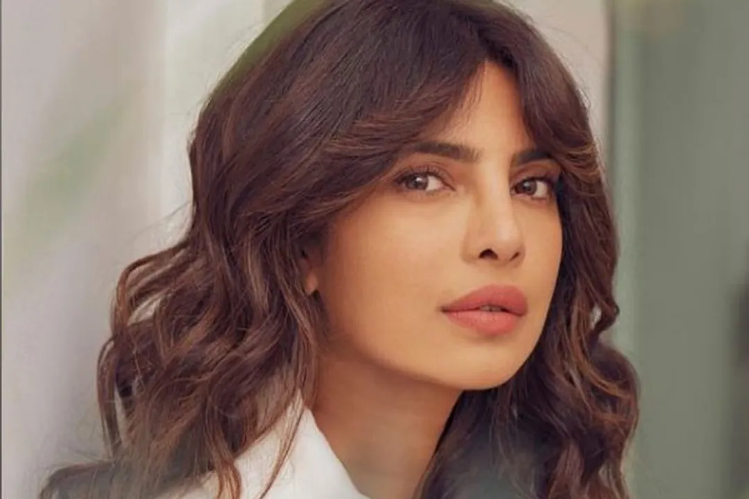  Please donate as India is bleeding: Priyanka Chopra Jonas
