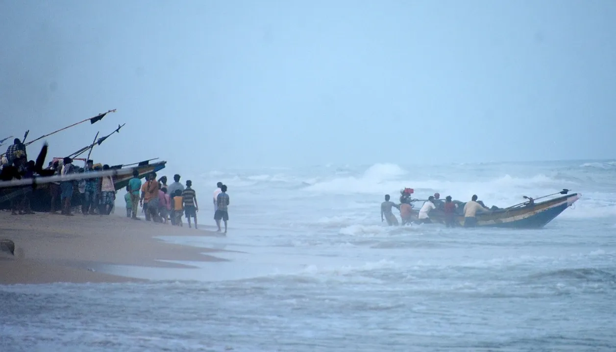  Cyclone Jawad to make landfall in Puri!