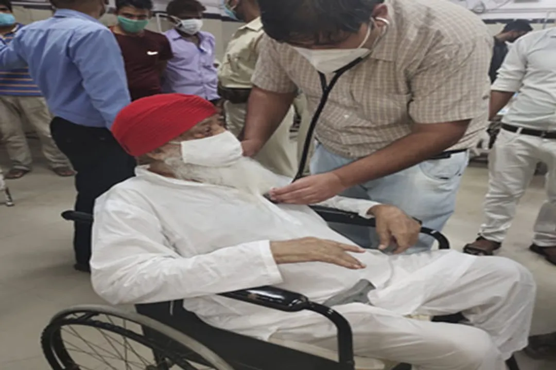  Asaram Bapu tests Covid positive; hospitalised