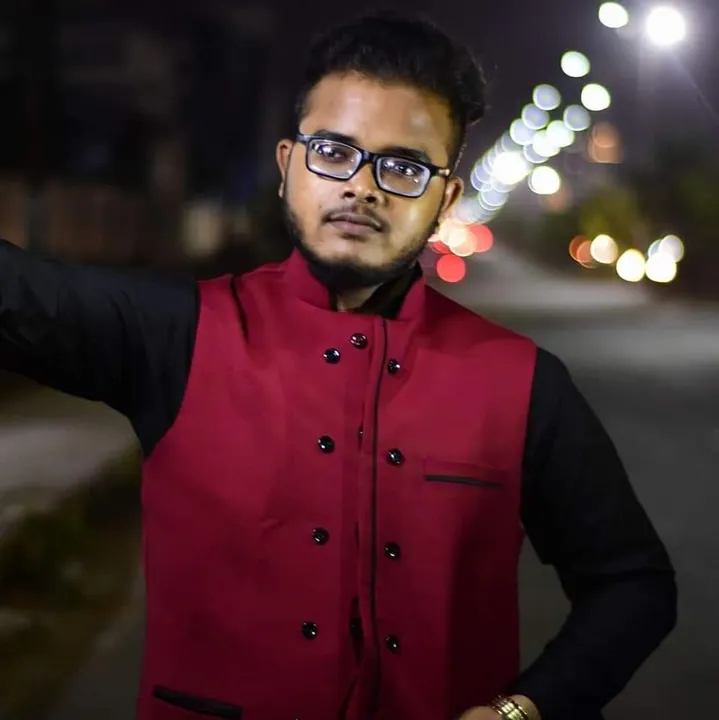  Drunk youth posing as Odisha minister's relative misbehaves with on-duty cops during shutdown