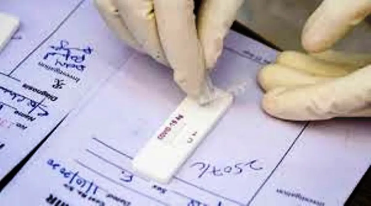  3 of gang arrested for issuing fake RT-PCR reports