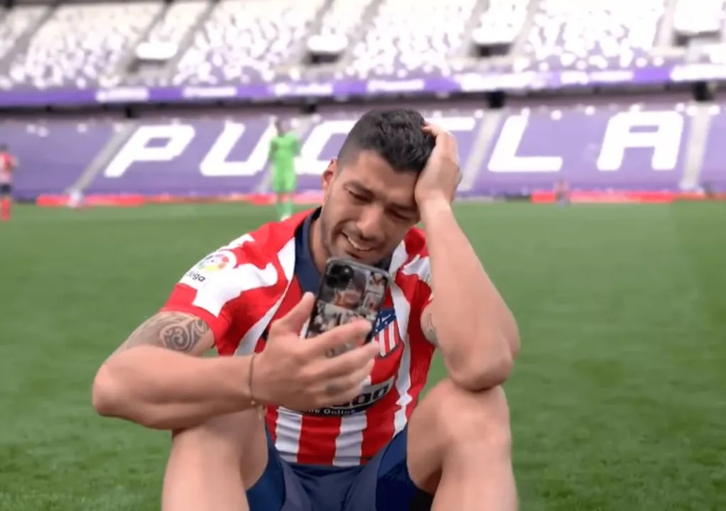  Atletico Madrid edge Real to La Liga title; Luis Suarez breaks down in tears