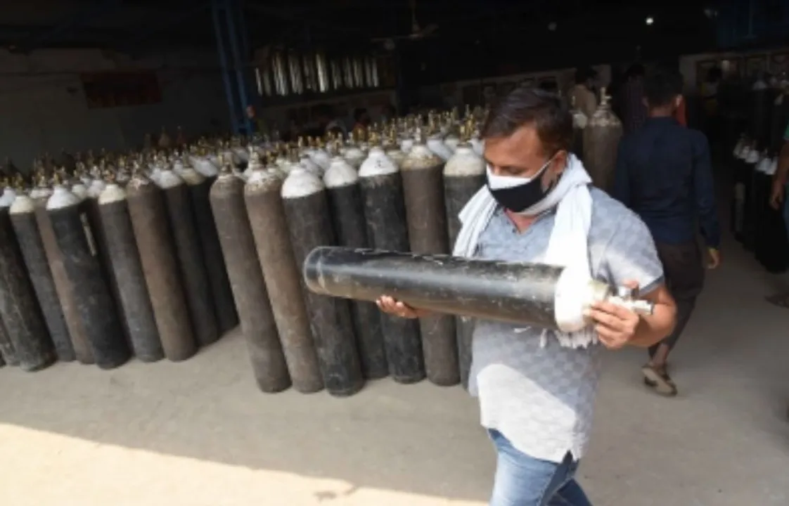  Police action against UP man who provided free oxygen cylinders to patients
